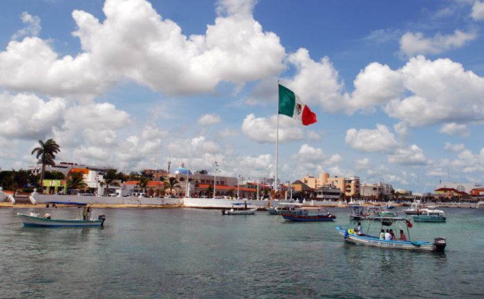 Vista al arribar por barco al centro de Cozumel